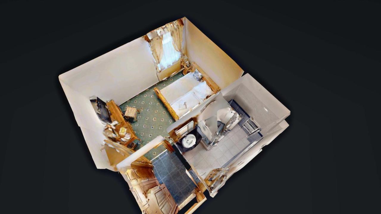 Hotel Diana Stráža Extérieur photo