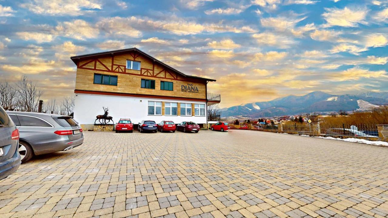Hotel Diana Stráža Extérieur photo