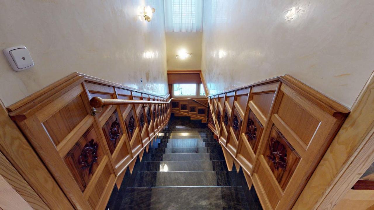 Hotel Diana Stráža Extérieur photo